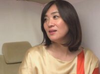 エロ動画情報 俺の宝箱 | 【俺の宝箱】人妻ナンパ】の巻］妻は45歳、子供は15歳だが、チ○ポが足りない！見知らぬ男の竿で犯され、スケベにイキまくる！
