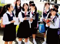 エロ動画情報 俺の宝箱 | 【俺の宝箱】【mm号×女子高生】「うう…痛い…」戸惑いながらも見知らぬおじさんに処女を奪われる美少女！